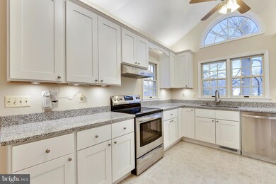 15513 Quince Ridge Ln, North Potomac, MD 20878 - photo 7