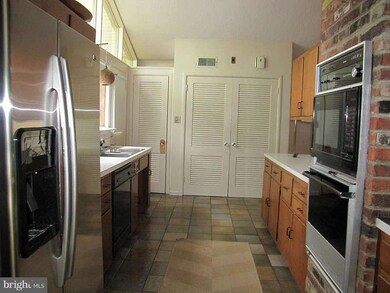 4117 N Randolph St, Arlington, VA 22207 - photo 3