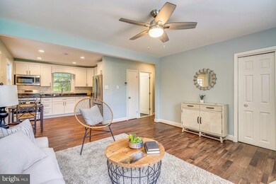 6054 Waterloo Rd, Columbia, MD 21045 - photo 3