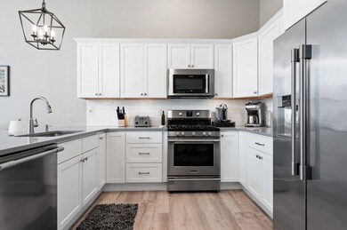 10 Congress St unit 204, Amesbury, MA 01913 - photo 4