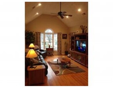 38 Causeway St, Methuen, MA 01844 - photo 3