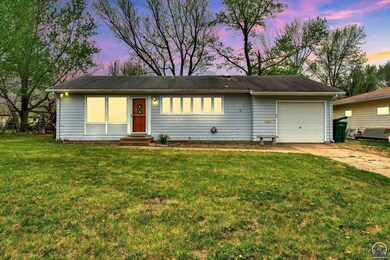 1917 SW 34th St, Topeka, KS 66611 - photo 3