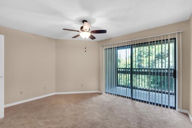 55 Bay Dr2024-05-31 at 12.09.11 AM 61