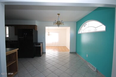 eat in area kitchen/dining