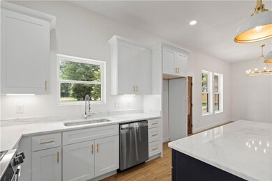 5305 Laurendine Rd, Theodore, AL 36582 - photo 5