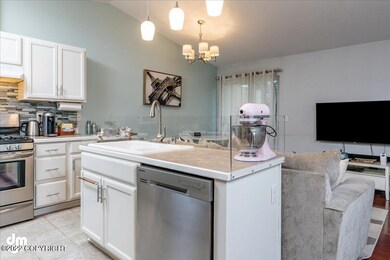 4989 Barrington Greatroom 4