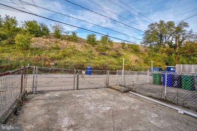 2716 Ellicott Dr, Baltimore, MD 21216 - photo 6