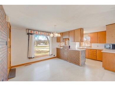 Large dining room picture window