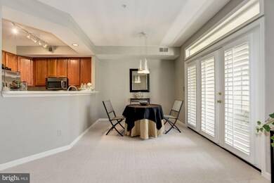 1334 Garden Wall Cir unit D, Reston, VA 20194 - photo 7