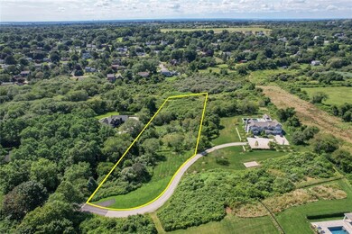 100 Summerfield Ln, Middletown, RI 02840 - photo 2