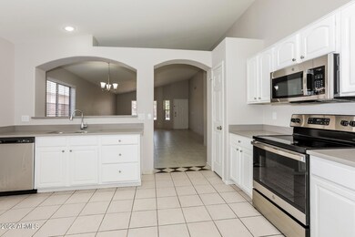 006-photo-kitchen-12853605