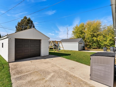 1224 S 21st St, Sheboygan, WI 53081 - photo 5