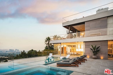 1460 Laurel Way, Beverly Hills, CA 90210 - photo 4