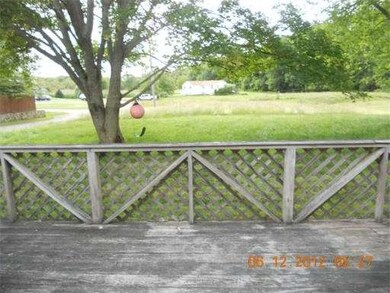 58 Blossom Rd, Westport, MA 02790 - photo 4