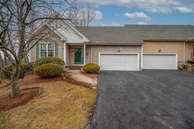 9 Summerfield Dr unit 8, South Grafton, MA 01560 - photo 3