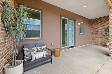 15800 Conservatory Dr, Fontana, CA 92336 - photo 7