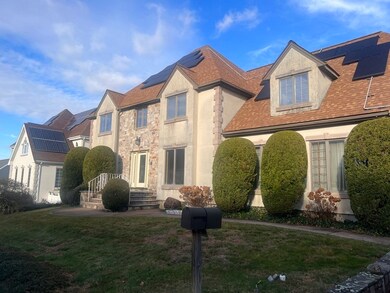 197 Gardiner Rd, Quincy, MA 02169 - photo 2