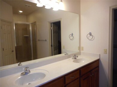 634 Sisken Ct, Edmond, OK 73003 - photo 6