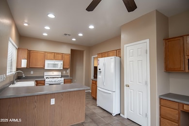 25213 N 40th Ln, Phoenix, AZ 85083 - photo 4