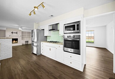 212 Samuel Dr, Tyler, TX 75701 - photo 5