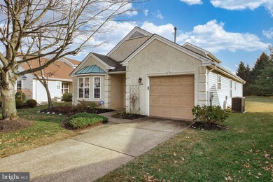 648 Cascade Dr S, Mount Laurel, NJ 08054 - photo 2