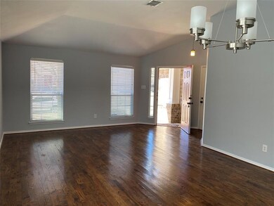 110 Creekview Dr, Wylie, TX 75098 - photo 5