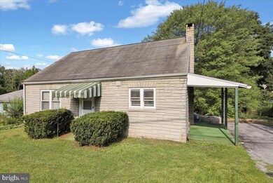 1355 Butter Ln, Reading, PA 19606 - photo 2
