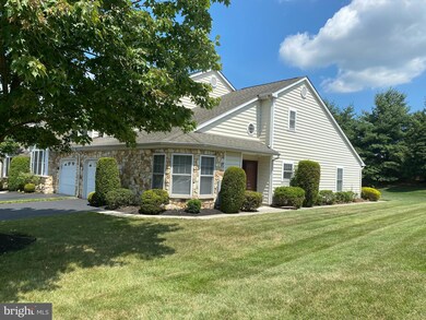 69 Ashley Dr, Warminster, PA 18974 - photo 3