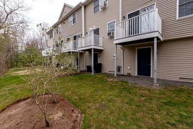 1029 S Mammoth Rd unit 30, Manchester, NH 03109 - photo 4