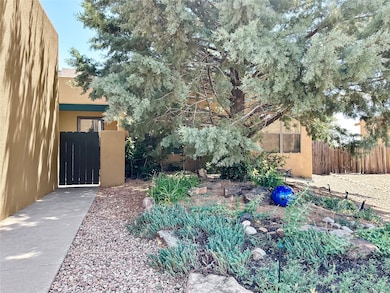 4228 Roadrunner Ln, Santa Fe, NM 87507 - photo 3