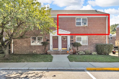 480 Tuckahoe Rd unit 10 B, Yonkers, NY 10710 - photo 2