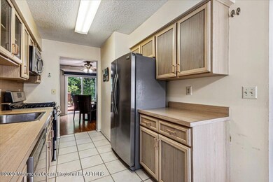 05-21 Seabreeze Square, Freehold, NJ-5