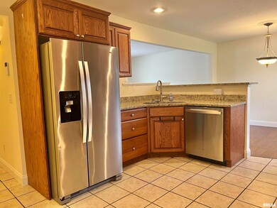 2116 W 57th St, Davenport, IA 52806 - photo 7