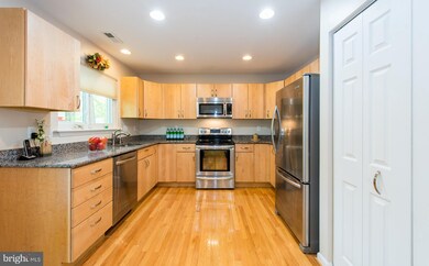 7554 Weather Worn Way, Columbia, MD 21046 - photo 2