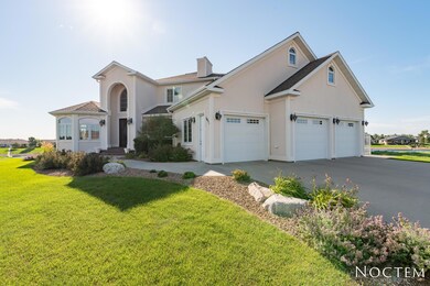 3817 Poseidon Loop-3