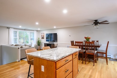 16 Chapel St, Pembroke, MA 02359 - photo 5