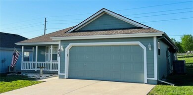 603 Twilight Dr, Raymore, MO 64083 - photo 3