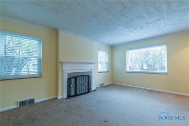 2303 Berdan Ave, Toledo, OH 43613 - photo 5