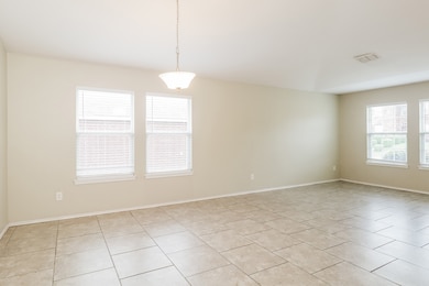 1229 Spring Water Dr, Lancaster, TX 75134 - photo 5