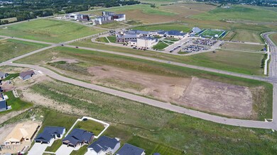 503 Flint Dr, Bismarck, ND 58503 - photo 5