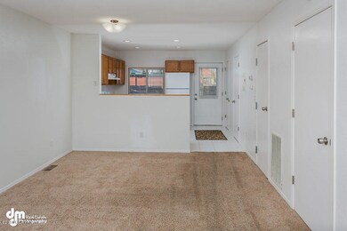 Living Room_DMD_6659-SMALL