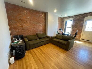 18 Perrin St unit Room D, Roxbury, MA 02119 - photo 2
