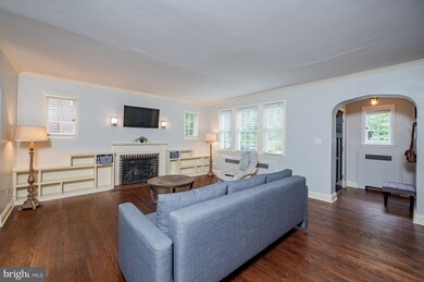 2406 Pelham Ave, Baltimore, MD 21213 - photo 7