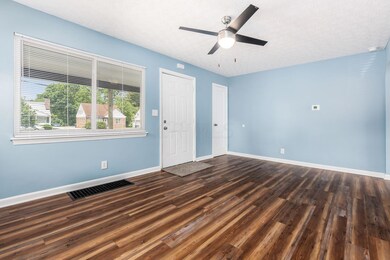 152 S James Rd, Columbus, OH 43213 - photo 6