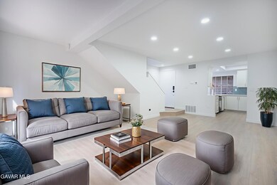 JPP07552 - Living Room - Modern - 2