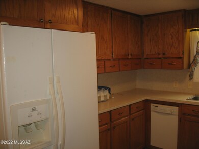 5880 Lazy Heart Kitchen