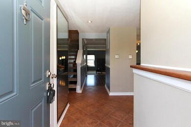 13967 Winding Ridge Ln, Centreville, VA 20121 - photo 4