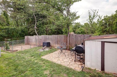 110 Brooklyn Rd, Asheville, NC 28803 - photo 5