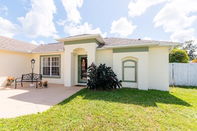 Exterior 4