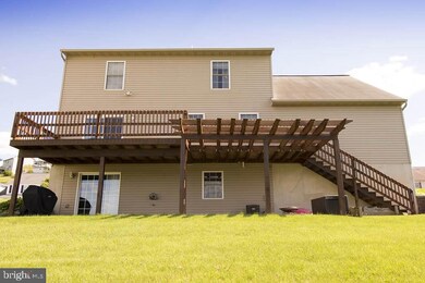 190 Brendan Mews, Mount Wolf, PA 17347 - photo 4